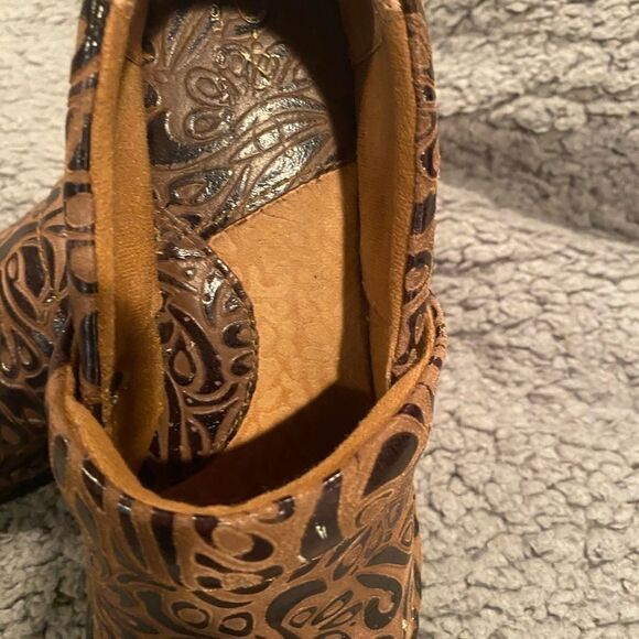 BORN B.O.C Leather Peggy Paisley Mule/Clog Sz 8.5 - Picture 7 of 9